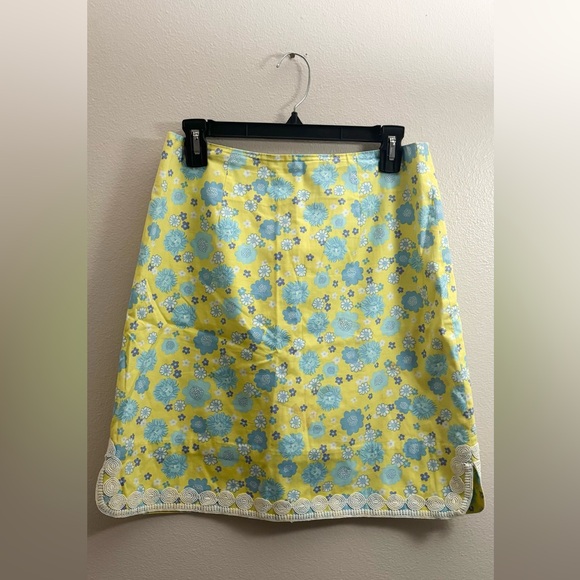 🥰3/$25 EUC LILLY PULITZER Yellow and Blue Floral A-Line Skirt - Picture 2 of 5